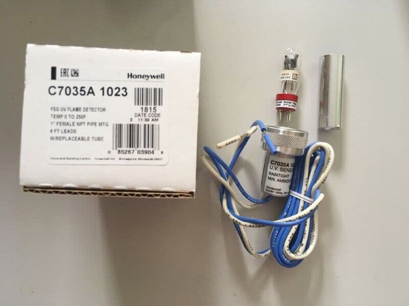 Honeywell C7035A1023 Flame detector