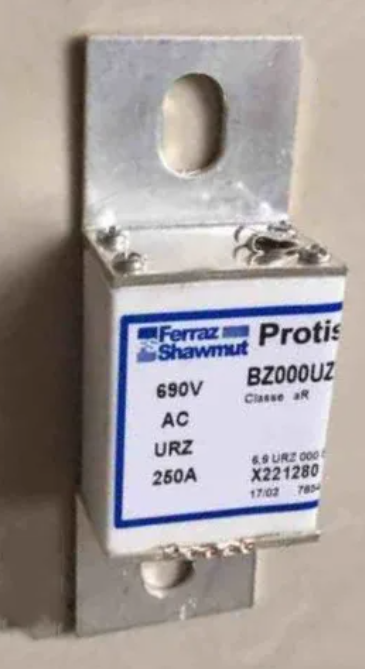 Mersen BZ000UZ69V250 690VAC URZ 250A 6,9 URZ 000 BS88Z/250 X221280  Fuses