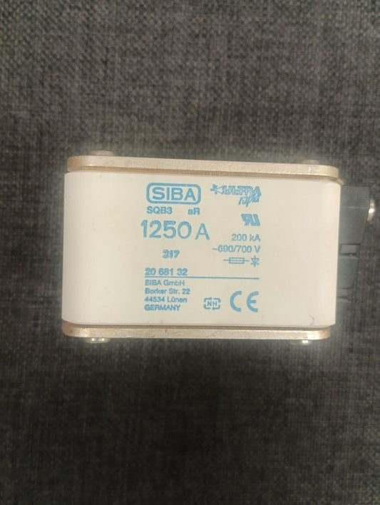 Siba SQB3 630A 690/700V 200KA 2068132 Sicherungen